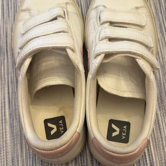 Veja Recife Women’s White and Pink Velcro Sneakers US 6/ Euro 37 - Picture 8 of 10